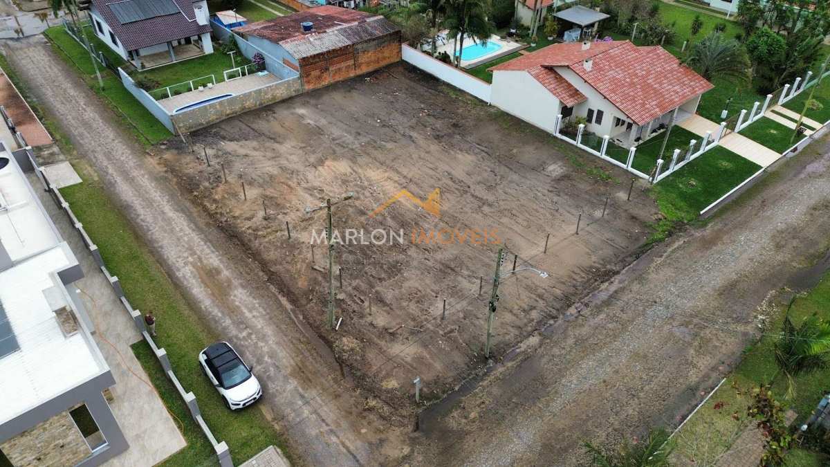  - Dois lindos terrenos de esquina Norte/Leste na Praia Paraíso em Torres/RS.