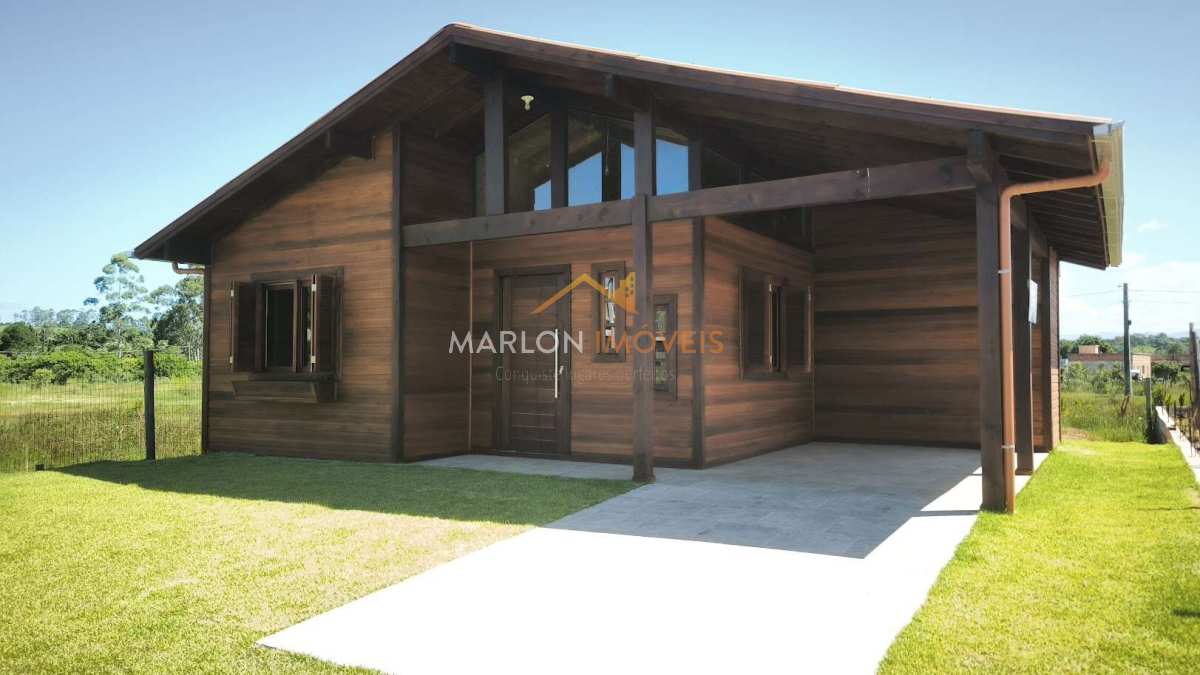 Ótima casa mista, em madeira nobre, nunca habitada! Nova - Marlon Imóveis - Torres/RS