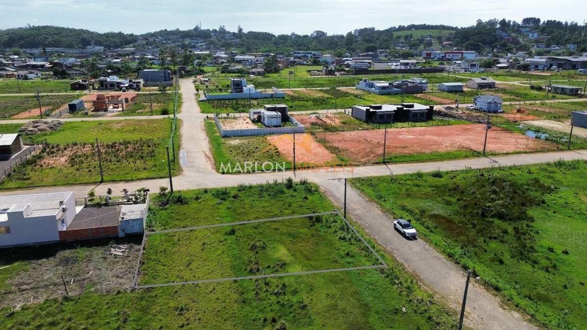 Ótimo terreno de frente para o leste em Torres/RS - Estuda-se carro como parte de pagamento - Marlon Imóveis - Torres/RS