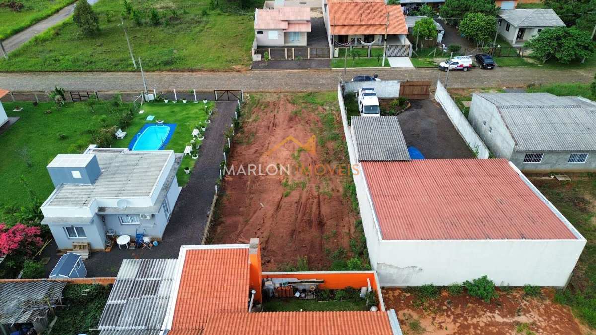  - Ótimo terreno na Praia Paraíso em Torres com 360m² e todas as documentações em dia.