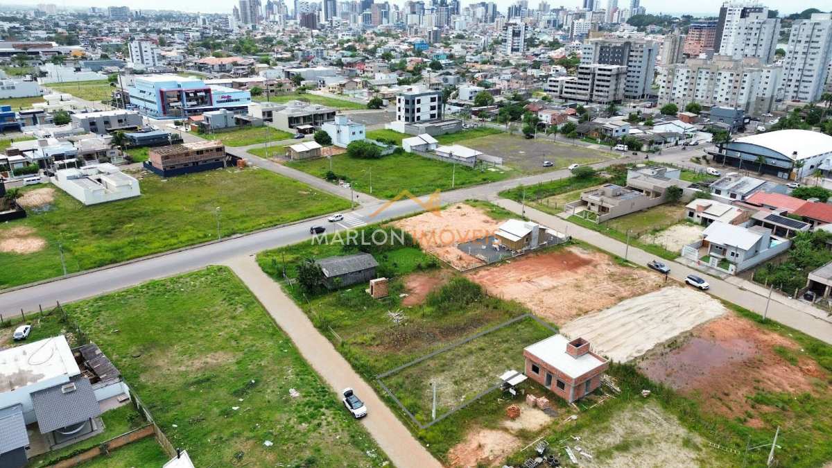 Terreno à venda em Torres, Morada das Palmeiras, 330m² - Marlon Imóveis - Torres/RS