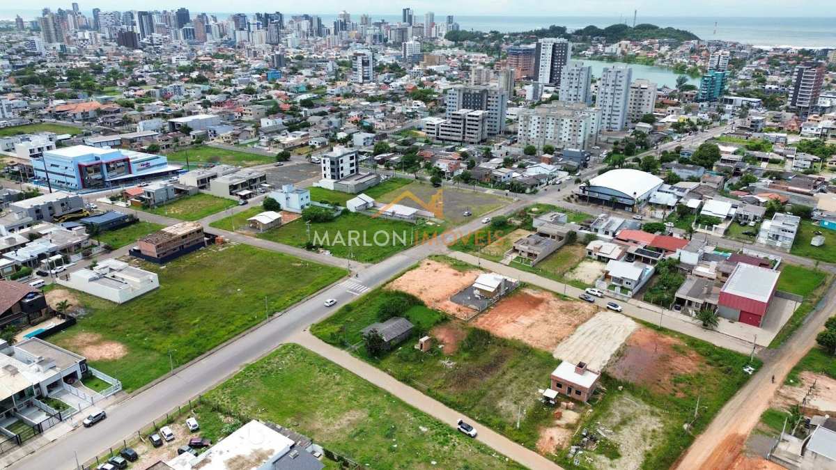 Terreno à venda em Torres, Morada das Palmeiras, 330m² - Marlon Imóveis - Torres/RS